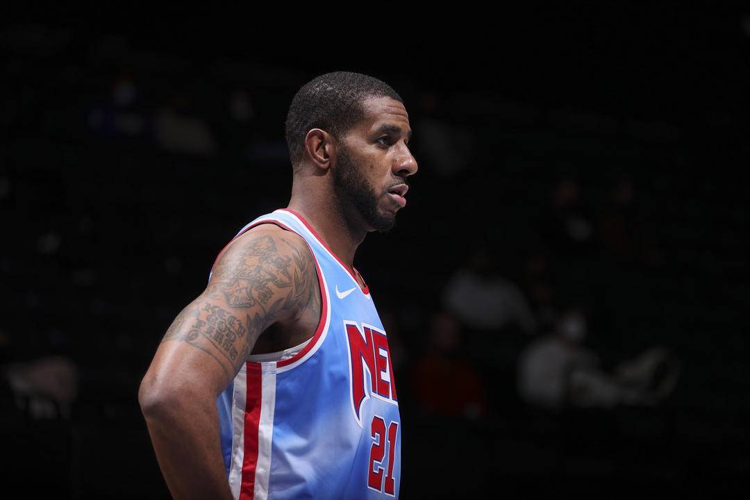 更是跌至2 更是跌至2