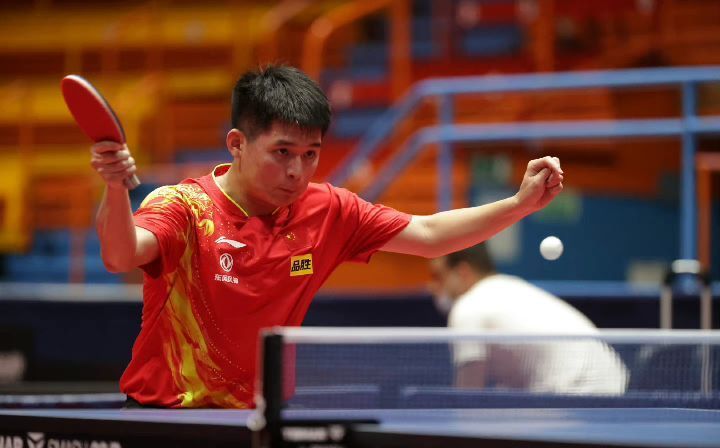 中国DOTA2职业联赛：PSG.LGD 3：1击败IG夺冠